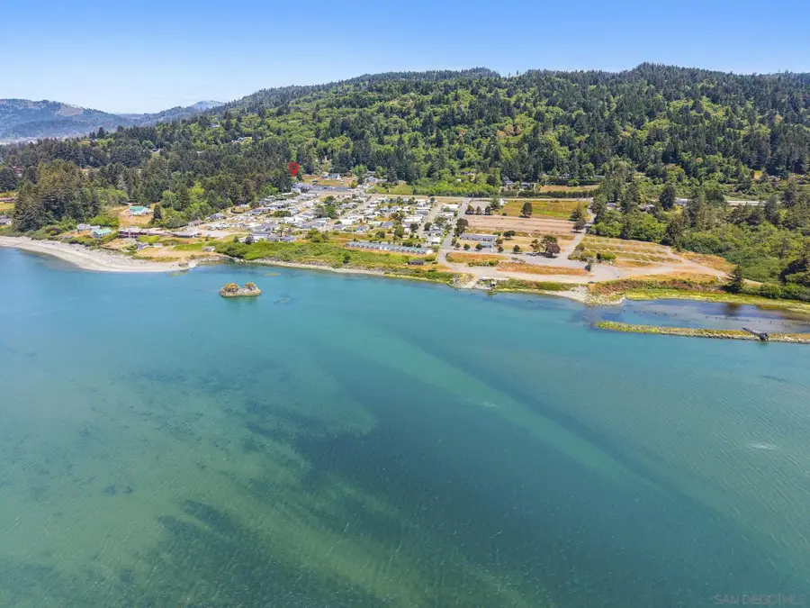 101 Salmon Harbor Rd, Smith River, CA 95567 - Image #2