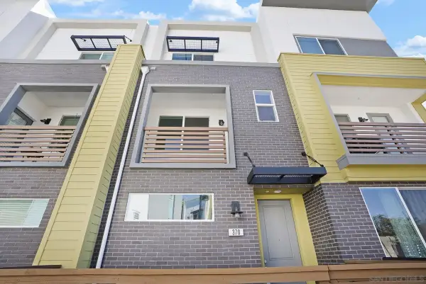 370 Gateway Dr, El Cajon, CA 92020