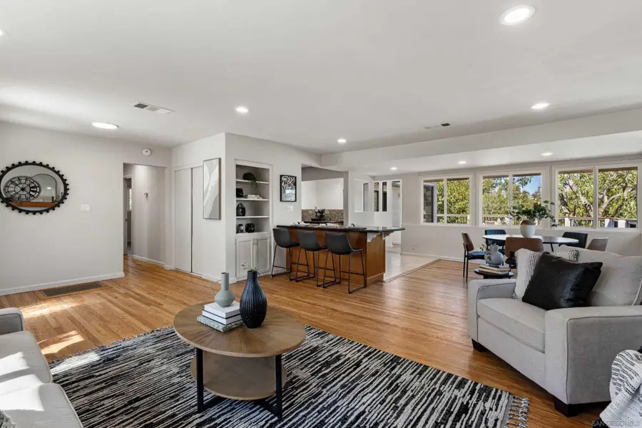 8530 Rockledge Rd, La Mesa, CA 91941 - Image #3