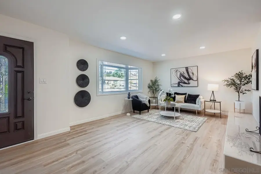 251 Thrasher Way, El Cajon, CA 92020 - Image #2