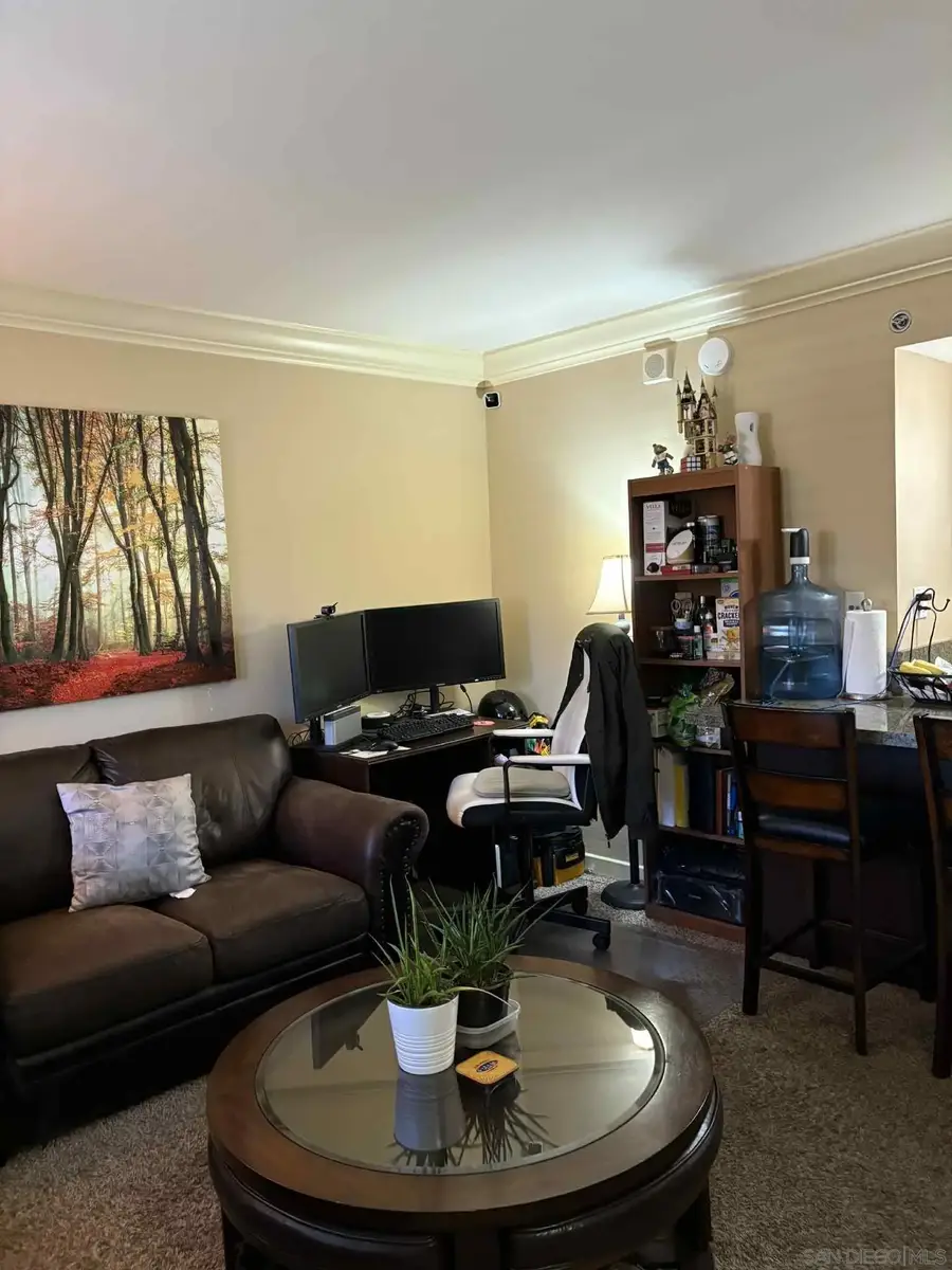 801 National City Blvd #204, National City, CA 91950 - Image #2
