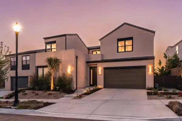 13722 Canyon Loop Trl, San Diego, CA 92130