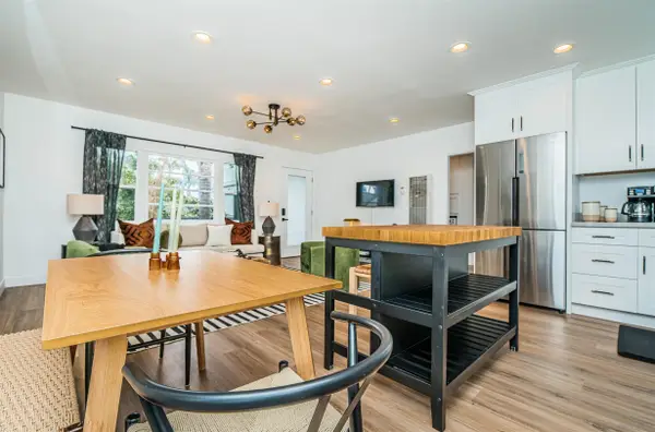 1001-11 3rd Street, Coronado, CA 92118