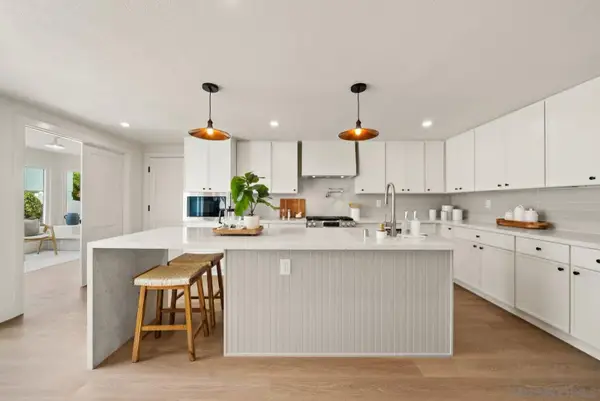 4946 Kalamis Way, Oceanside, CA 92056