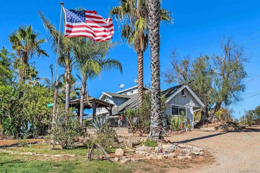 11270 San Luis Rey Dr, Valley Center, CA 92082 - Image #2