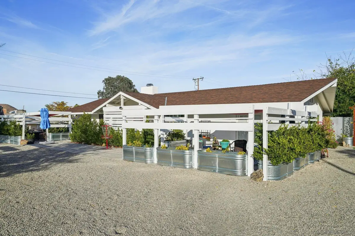 6941 Lennox Ave, Yucca Valley, CA 92284 - Image #1