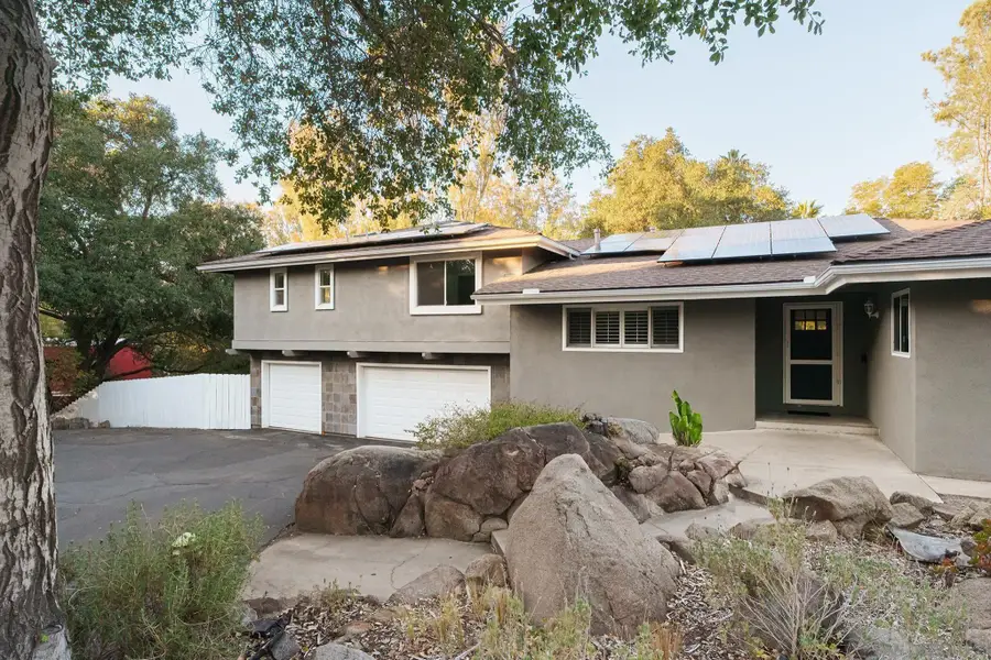 13664 Jack Rabbit Rd, Poway, CA 92064 - Image #2