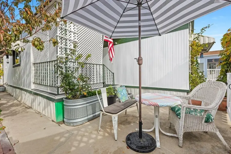 61 Hummingbird Ln, Oceanside, CA 92057 - Image #3