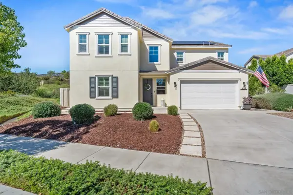 3012 Starry Night Dr, Escondido, CA 92029