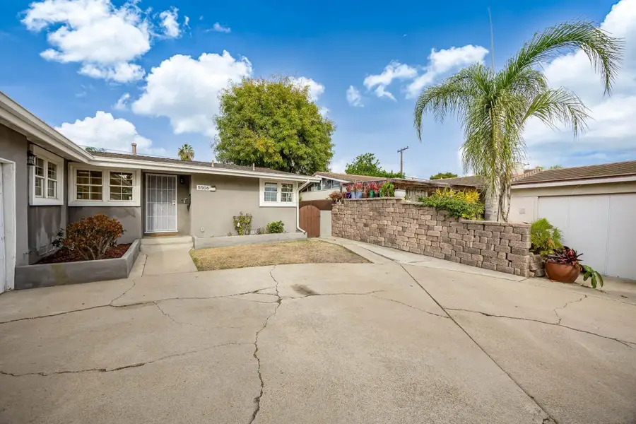 5506 Waring Rd, San Diego, CA 92120 - Image #2