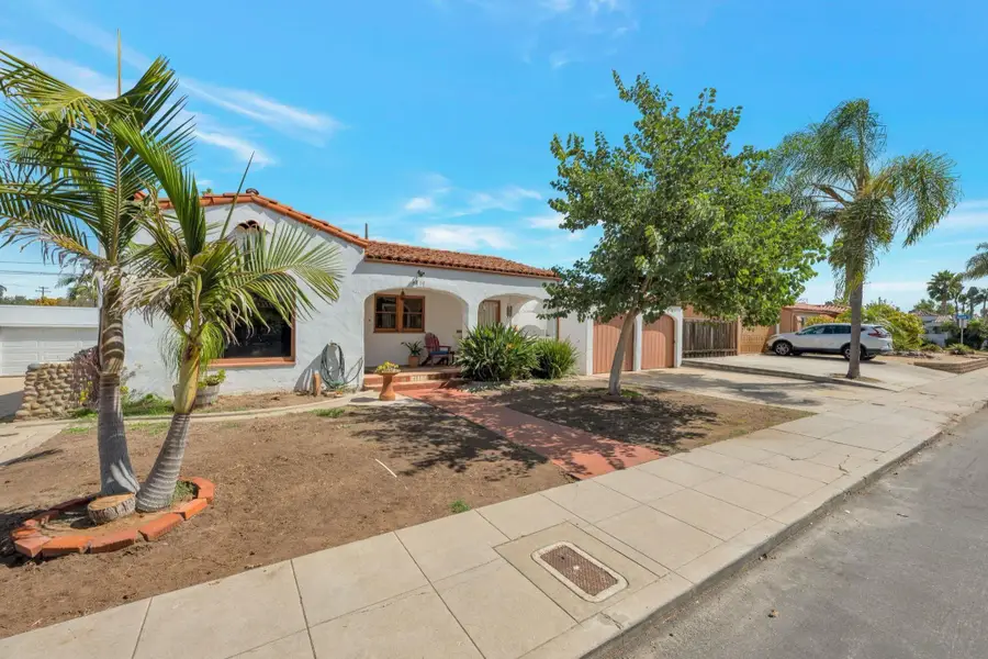 4817 Biona Drive, San Diego, CA 92116 - Image #2