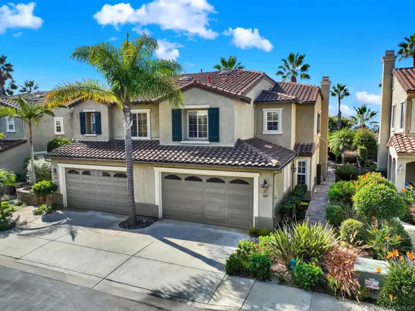 7435 Neptune Dr, Carlsbad, CA 92011