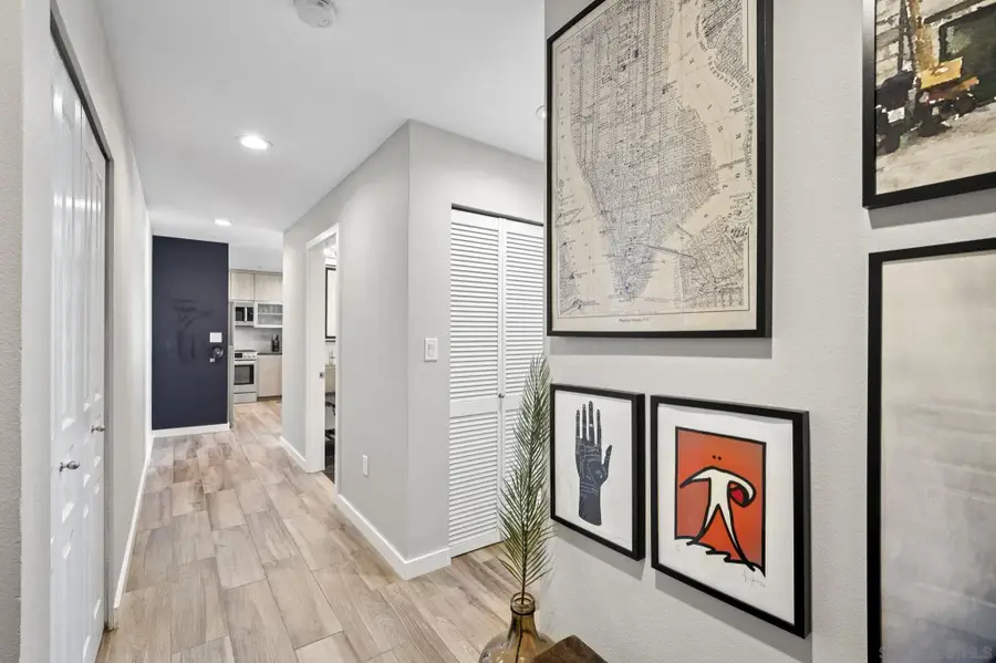 300 W W Beech St #1808, San Diego, CA 92101 - Image #2