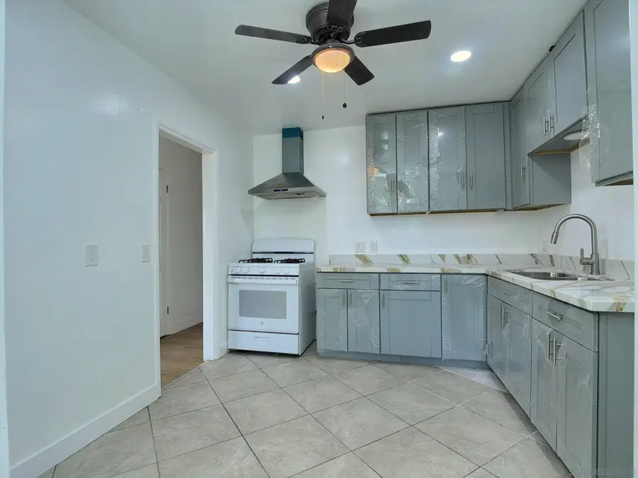 4650 Hilltop Rd., San Diego, CA 92102 - Image #2