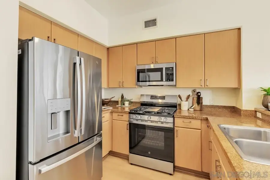 445 Island #714, San Diego, CA 92101 - Image #2