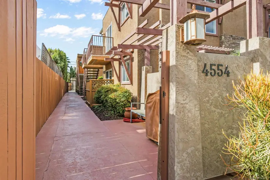 4554 Marlborough Drive #1, San Diego, CA 92116 - Image #2