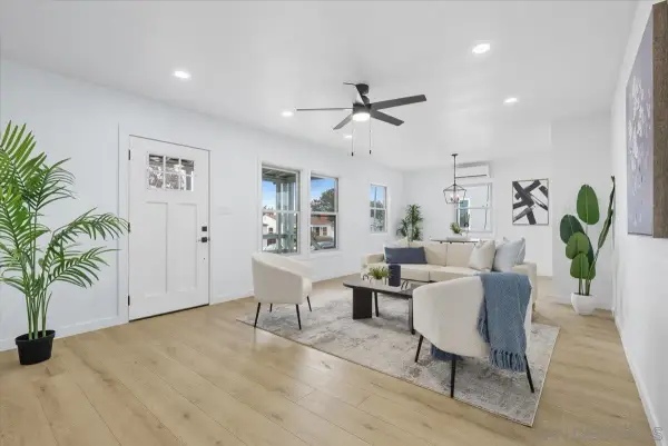 4352 Athens St, San Diego, CA 92115