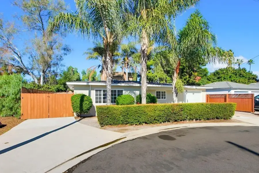 2604 Magnolia Ave, San Diego, CA 92109 - Image #2