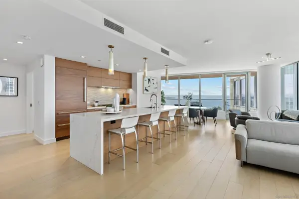 888 W E Street #1001, San Diego, CA 92101