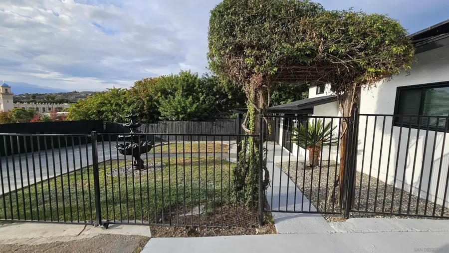 3443 Golden View Ter, Lemon Grove, CA 91945 - Image #2