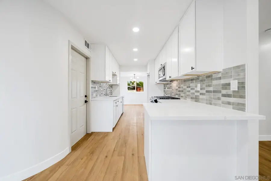 3270 Easy St, San Diego, CA 92105 - Image #2
