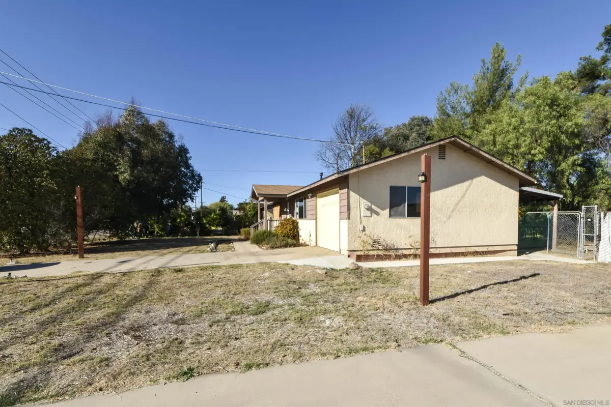 842 11th Street, Ramona, CA 92065 - #1