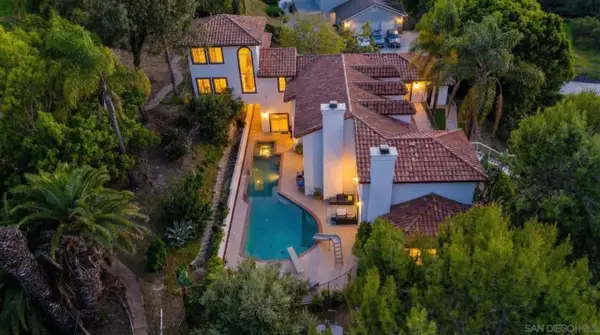 1696 Gil Way, Vista, CA 92084