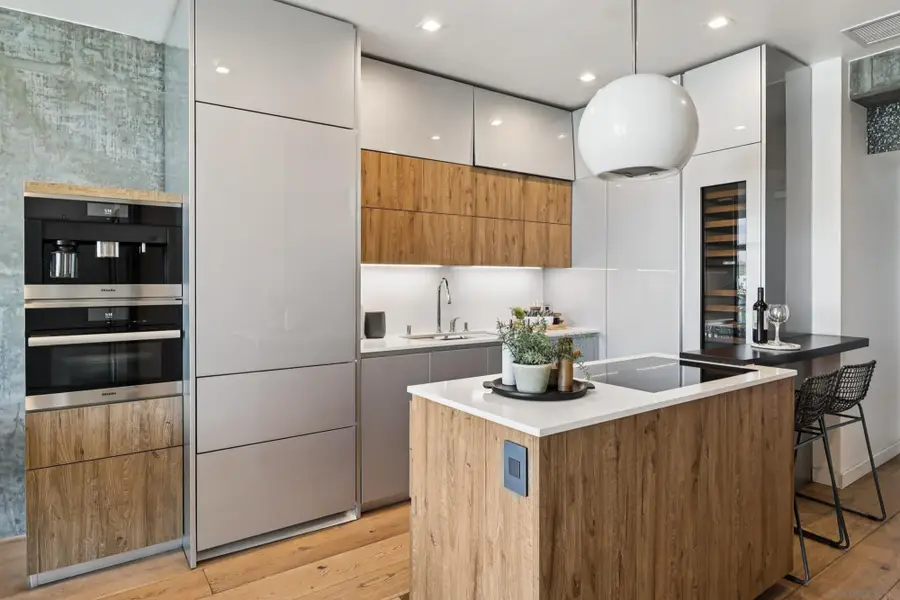 800 The Mark Ln #2703, San Diego, CA 92101 - Image #3