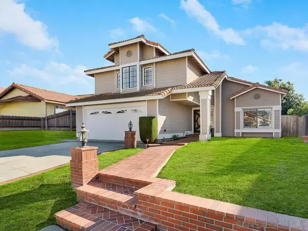 8881 La Cartera St, San Diego, CA 92129