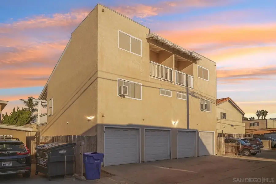 4851 Narragansett Ave, San Diego, CA 92107 - Image #2