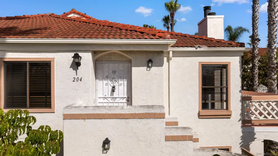 9302 Twin Trails Dr #204, San Diego, CA 92129 - #3