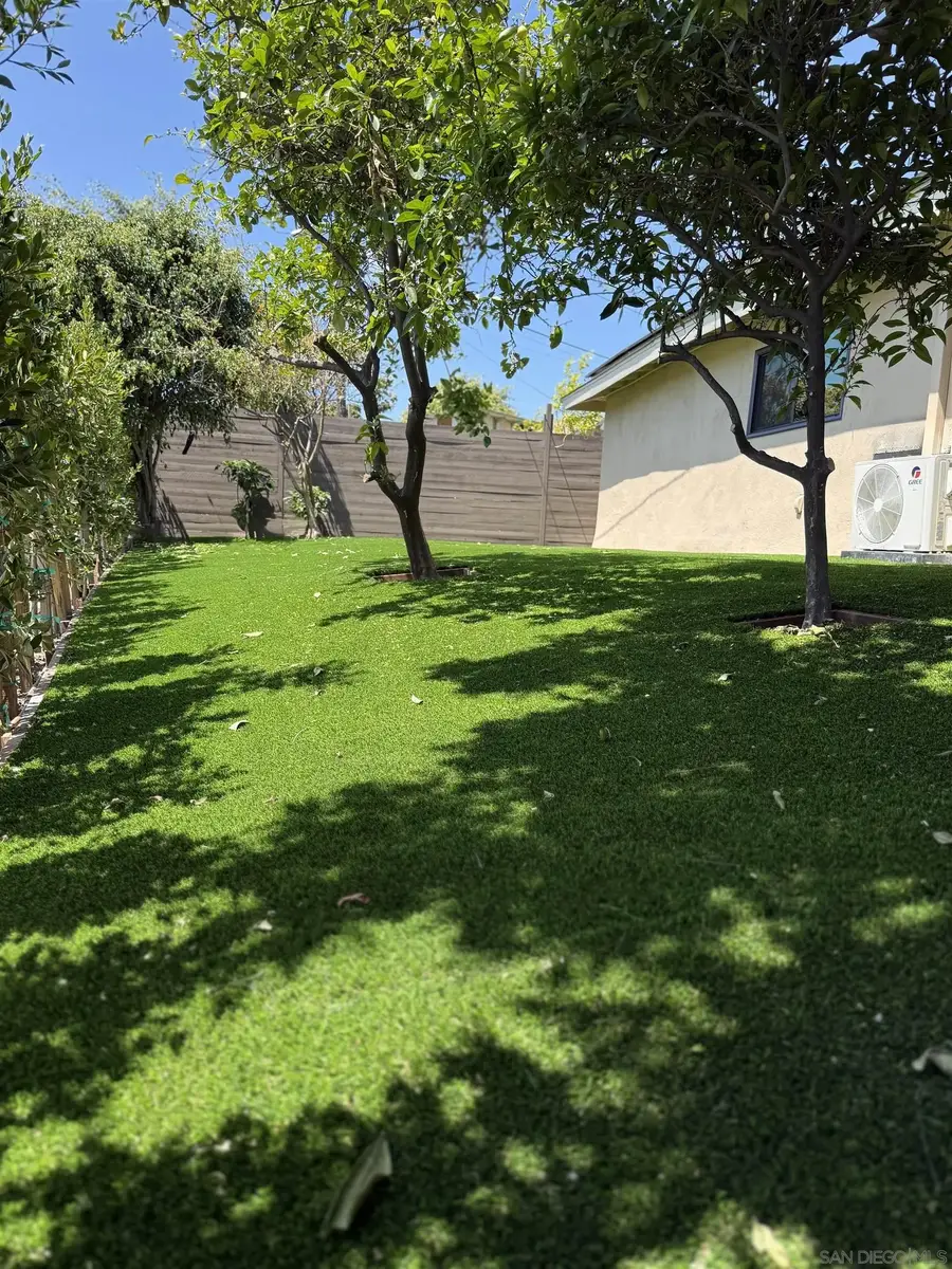 519 Camelot Drive, Oceanside, CA 92054 - Image #2