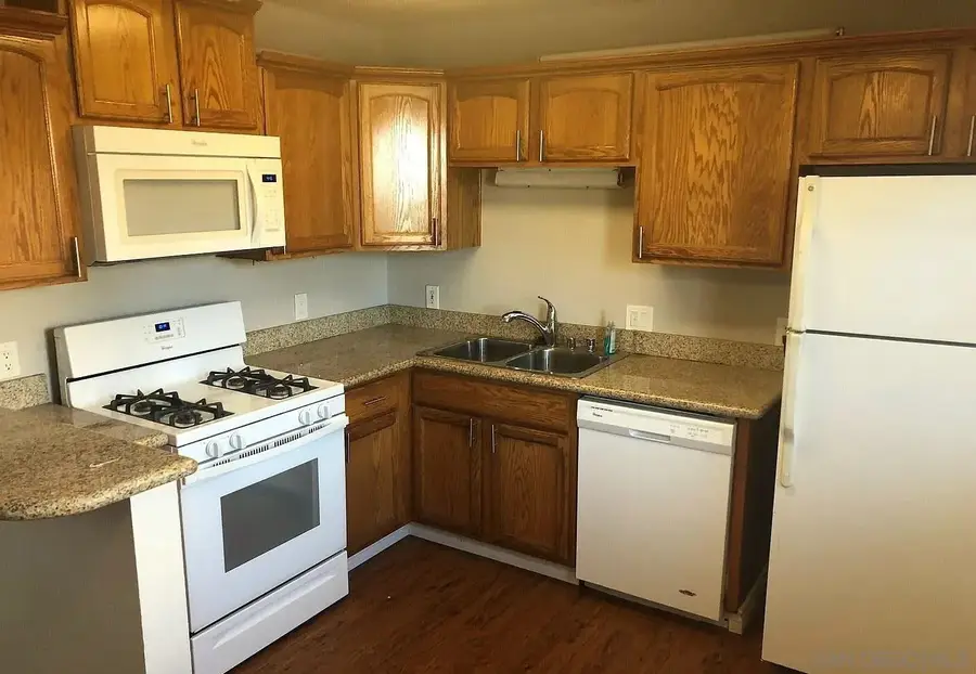 6130-42 Horton Drive, La Mesa, CA 91942 - Image #2