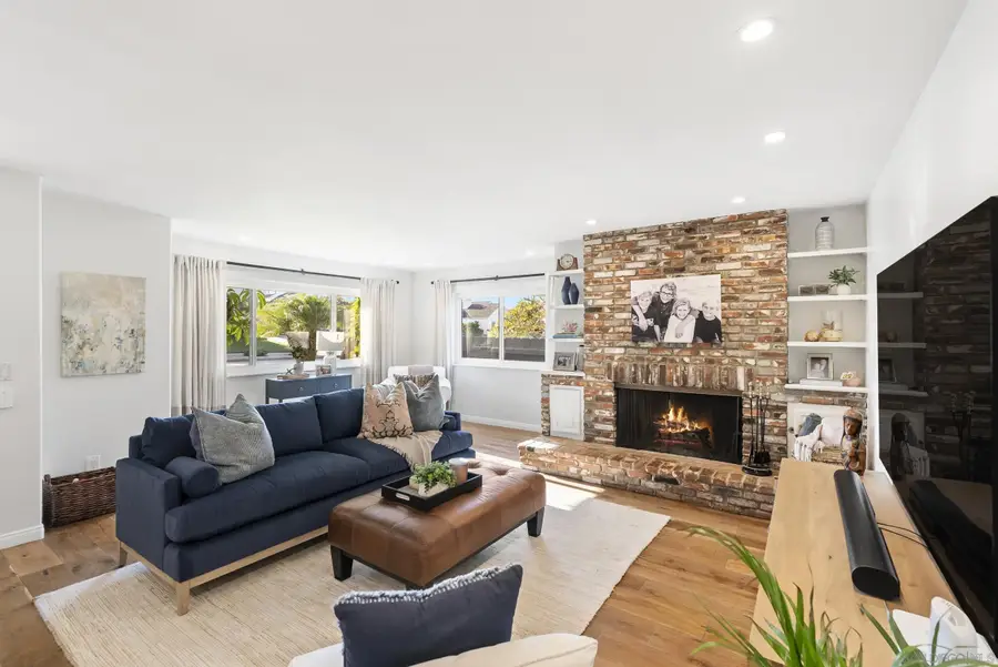 4474 Niagara Ave, San Diego, CA 92107 - Image #3