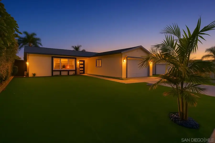 10265 Eagle Rock Avenue, San Diego, CA 92126 - Image #2