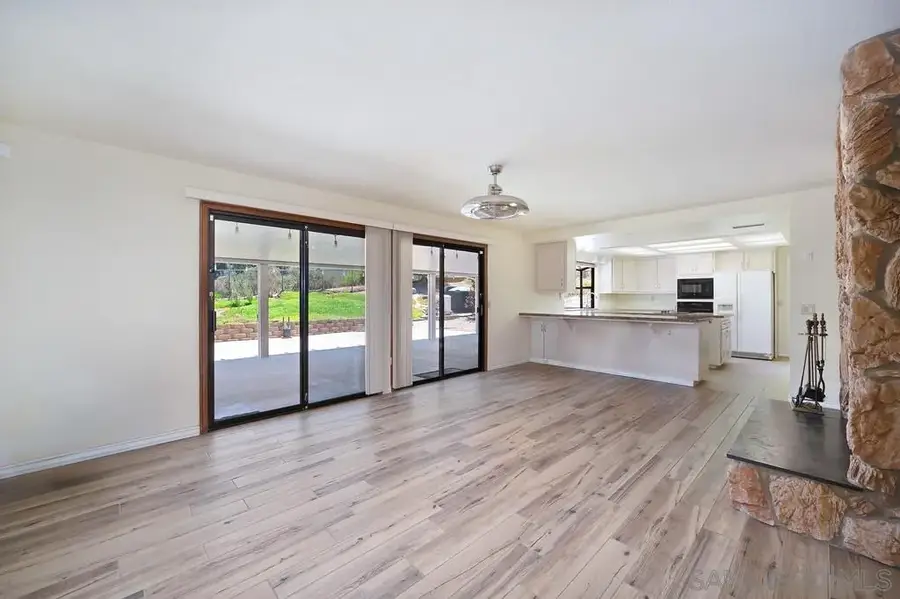 25221 Hereford Dr, Ramona, CA 92065 - Image #3