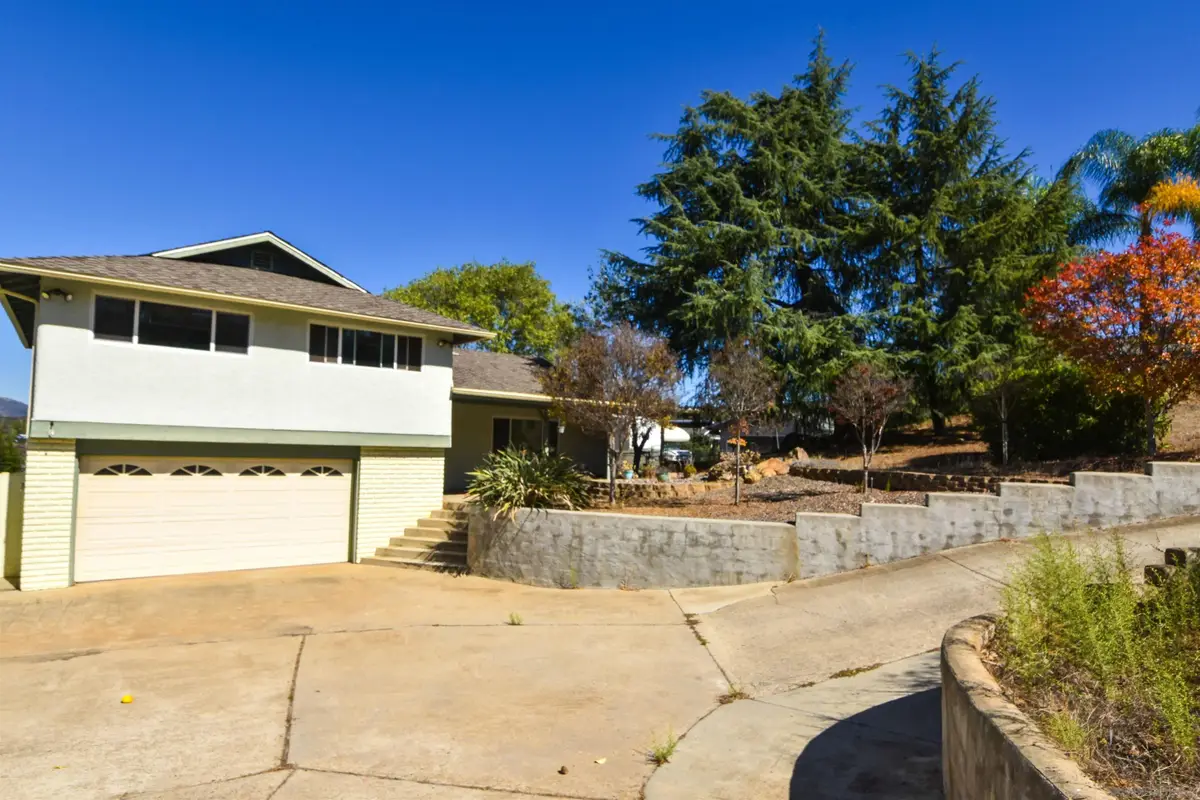 914 S Grade Rd, Alpine, CA 91901 - Image #1