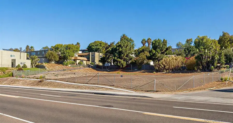 1555 Sunbury Ct #57, Vista, CA 92084 - Image #2