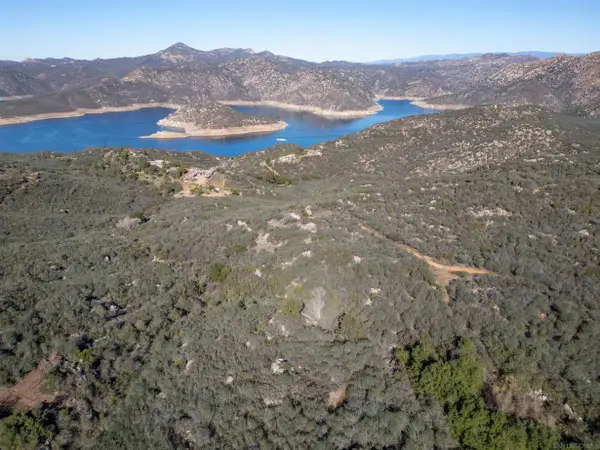 12494 Buena Vida Rd, Lakeside, CA 92040