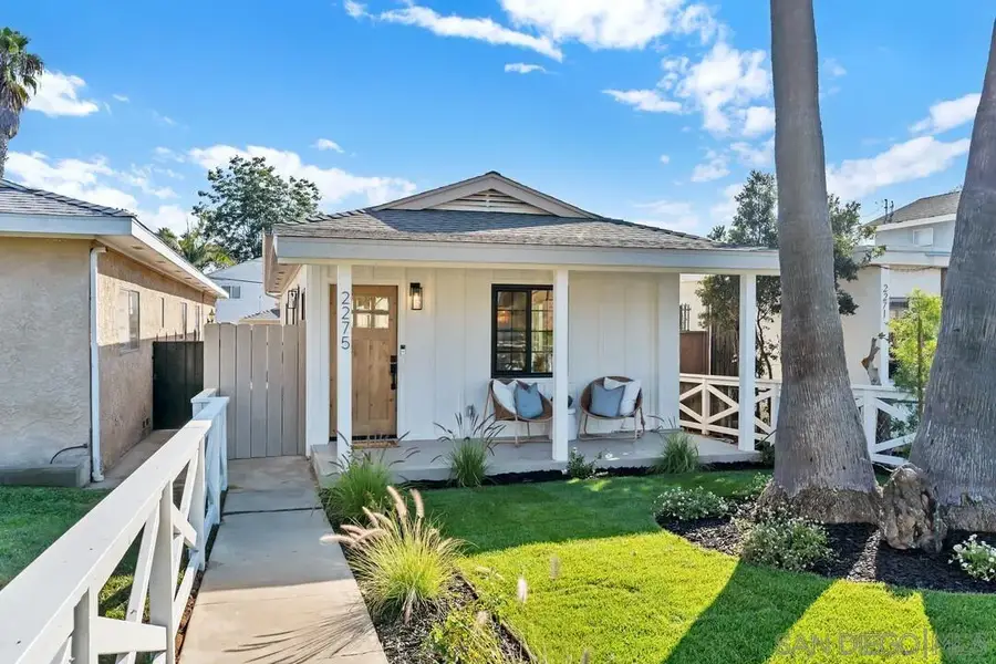 2275 Emerald St, San Diego, CA 92109 - Image #3