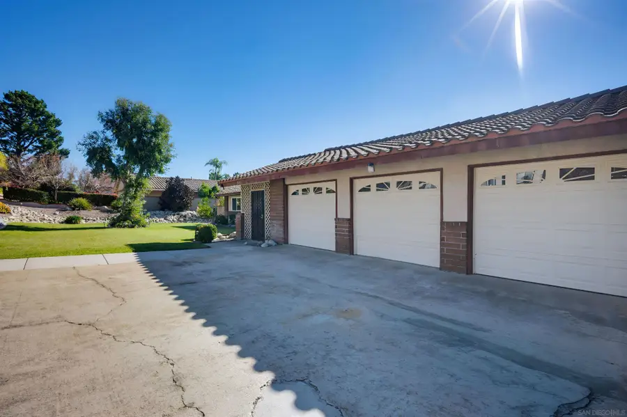 10365 Hidden Farm Rd, Rancho Cucamonga, CA 91737 - Image #2
