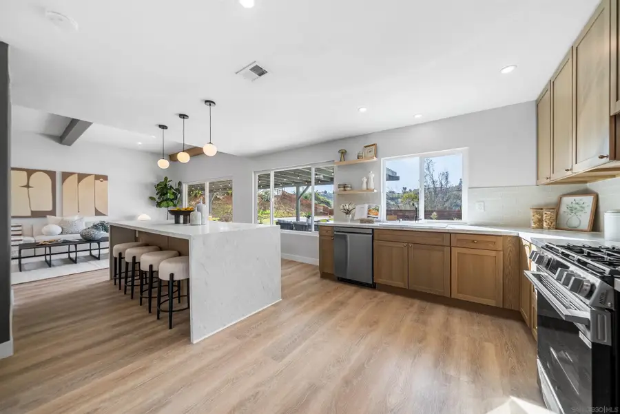 4020 Tim St, Bonita, CA 91902 - Image #2