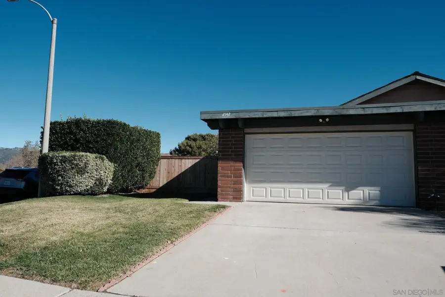 2142 Ridgeview Pl, Escondido, CA 92026 - Image #2