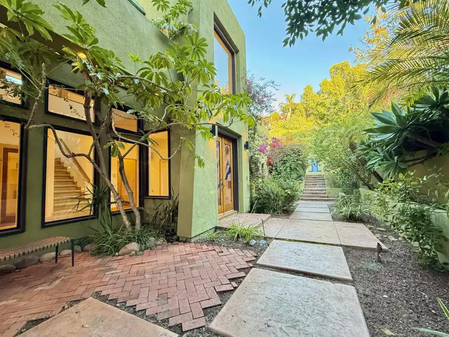 3566 Albatross St, San Diego, CA 92103 - Image #2