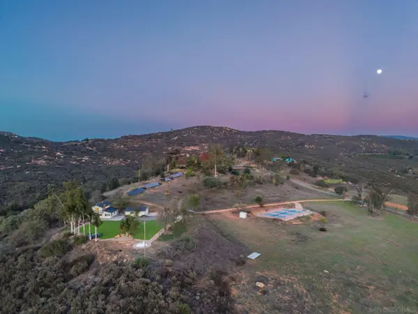 26086 Bear Valley Heights Road, Escondido, CA 92027