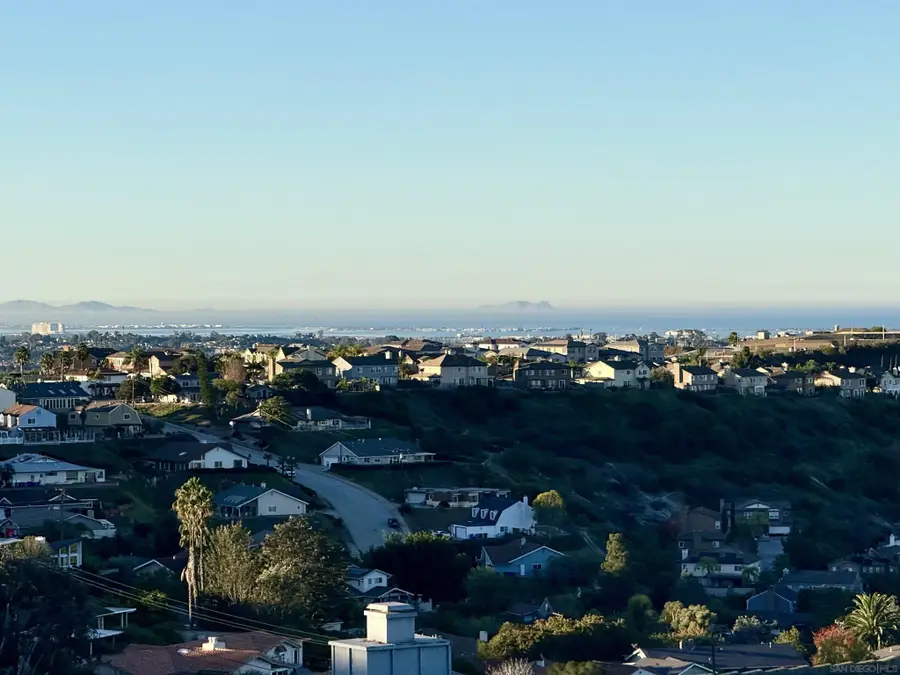 4303 Sheldon Dr, La Mesa, CA 91941 - Image #2