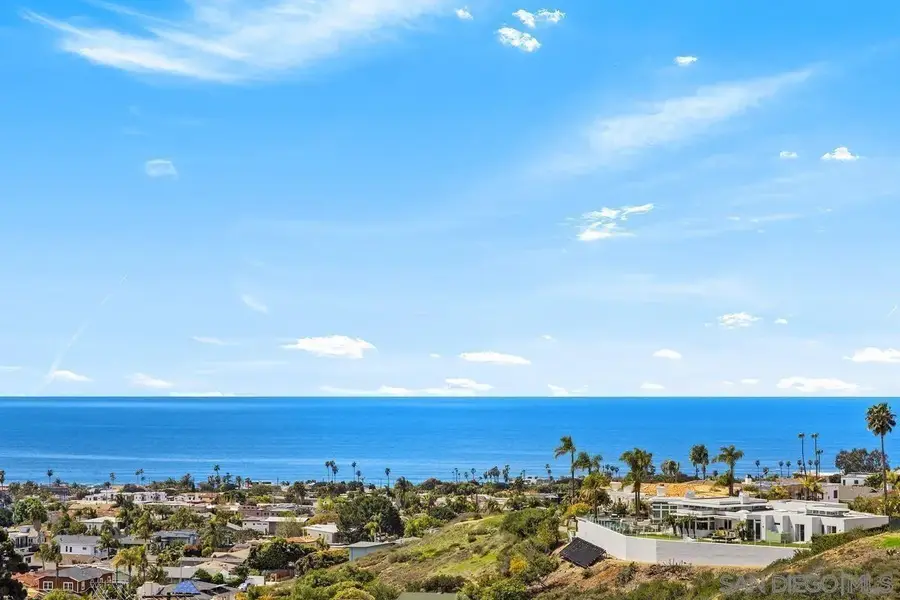 5448 Caminito Bayo, La Jolla, CA 92037 - Image #2