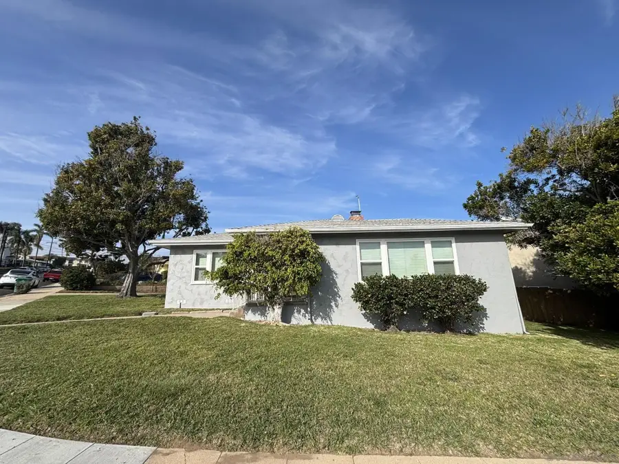 1676 Chatsworth Blvd, San Diego, CA 92107 - Image #3