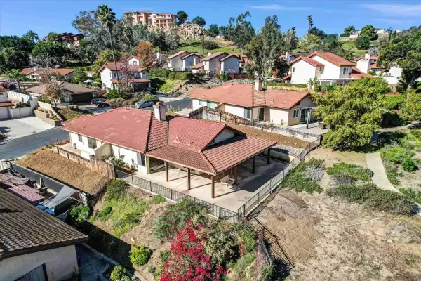 1412 Timber Gln, Escondido, CA 92027