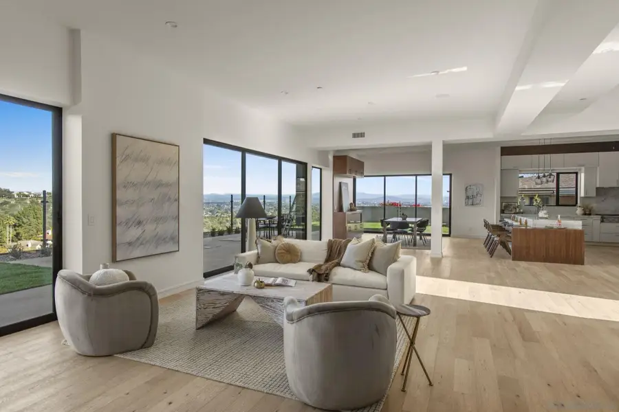 2448 Sagebrush Ct, La Jolla, CA 92037 - #2